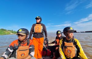 Basarnas: 3 Hari Pencarian Awak Kapal Klotok Tenggelam di Sungai Mahakam Belum Ditemukan