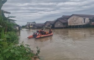 Pria 18 Tahun Terseret Air Sungai Di Samarinda Tenggelam Belum Ditemukan