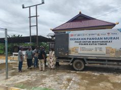 Polres Kutim Bersama Bulog dan Pemkab Salurkan Beras SPHP, Kapolres: Wujud Kepedulian Polri Bantu Penuhi Kebutuhan Masyarakat