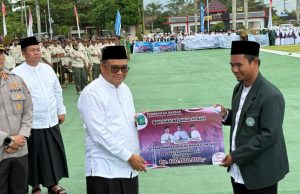 Bupati Kukar Pastikan Bantuan Operasional Rp 100 Juta per Pesantren Tetap Lanjut