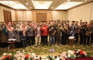 Sekda Kukar Buka Pelatihan Budidaya Ayam Petelur Omega