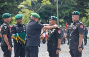 Sertijab Danyonif Khusus 614/Raja Pandhita Oleh Pangdam VI/Mulawarman