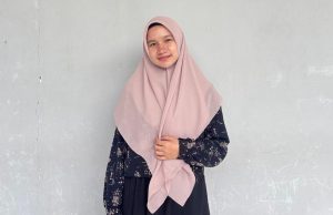 Inayah, Mahasiswa Baru UINSI yang Terbantu GratisPOL: “Tanpa Program Ini, Mungkin Saya Tidak Bisa Lanjut Kuliah