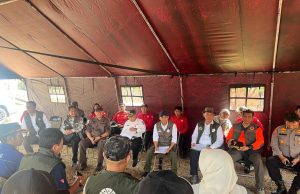 Kemenhut Kerahkan 1.000 Polhut Perkuat Operasi Penanganan Karhutla di Kalimantan Kemenhut Kerahkan Pasukan tangani Karhutla di Kalimantan