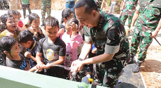 Rasa Syukur Warga Lamuru Balikpapan dapat Air Bersih Program TMAB Kodam IV/ Mulawarman