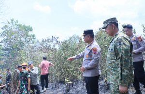 Sinergi dan Respons Cepat Jadi Kunci Penanganan Karhutlah Semakin Terkendali di Kaltim dan Kaltara Pandam VI/Mulawraman Berama Kapolda Kaltim Terjun Langsung Penanganan Karhutla di Kaltim dan Kaltara
