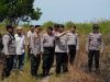 Dir Samapta Polda Kaltim Kombes Pol Eka Mulyana, didampingi Kapolres Kutai Timur AKBP Aryansyah Tinjau Lokasi Karhutla di Kutai Timur