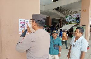 Tegaskan aturan Karhutla, Sat Binmas Polresta Samarinda pasang Maklumat Kapolda Kaltim di sejumlah titik strategis
