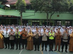 Kapolres Ponorogo Pimpin Upacara di SMPN 4 dan Launching Smart Digital School , tekankan Pencegahan Kenakalan Remaja